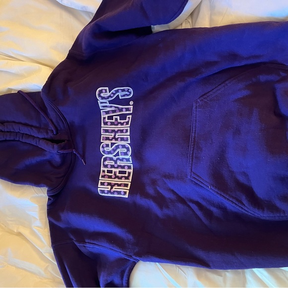 Hershey's hoodie - Picture 3 of 3